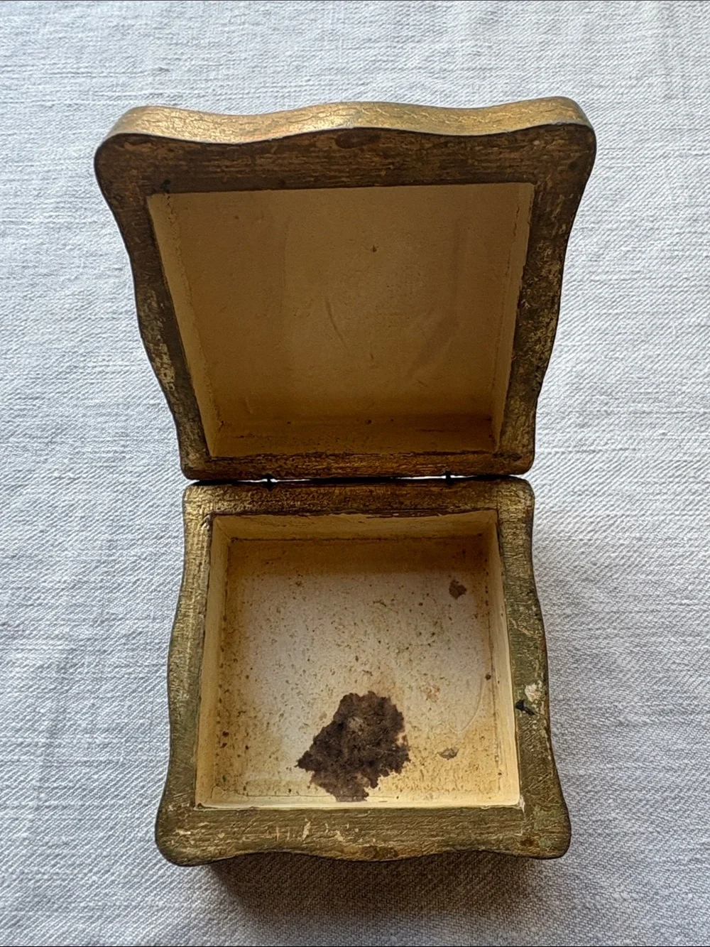 Antique Wood Trinket or Snuff Box